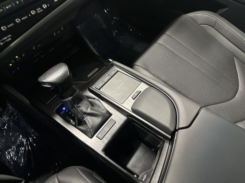 Used 2022 Lexus ES 350 F Sport w/ Accessory Package FWD image 26