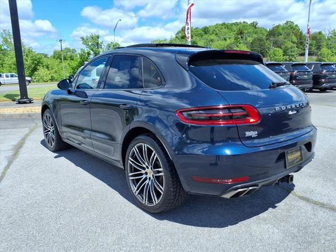 Used 2017 Porsche Macan Turbo AWD/4WD image 3