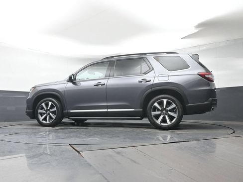 Used 2023 Honda Pilot Touring image 34