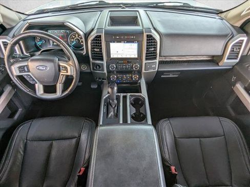 Used 2019 Ford F150 Lariat RWD image 18