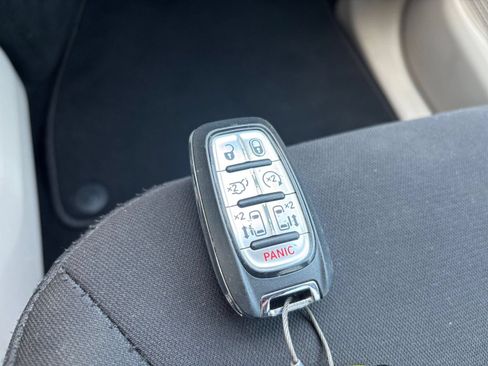 Used 2024 Chrysler Voyager LX FWD image 22