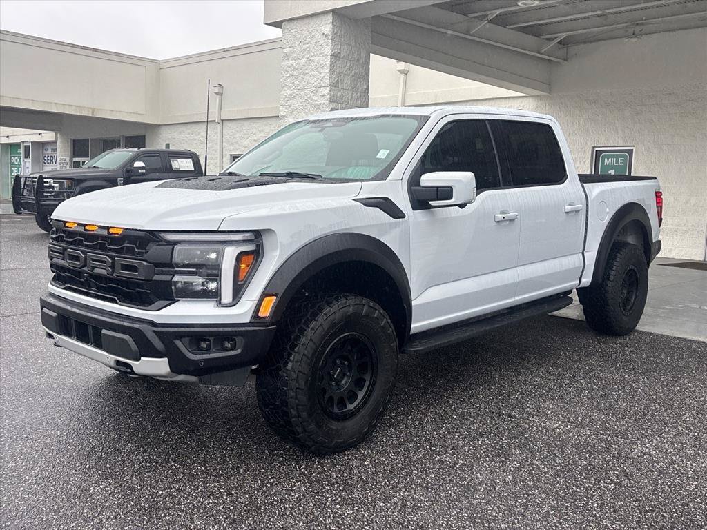 Used 2025 Ford F150 Raptor AWD/4WD image 23