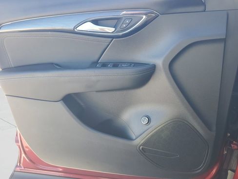 Used 2023 Buick Envision Preferred image 32