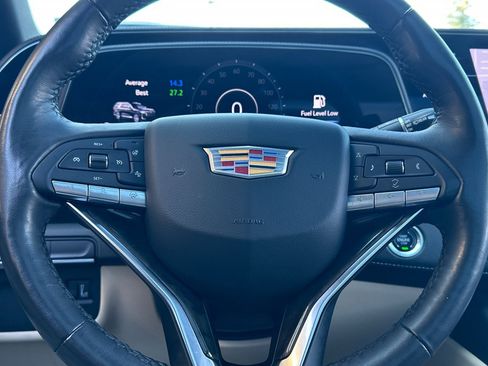 Certified 2024 Cadillac Escalade Premium Luxury image 34