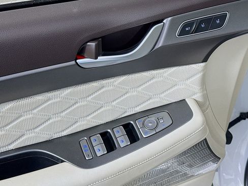 Used 2020 Hyundai Palisade Limited image 18