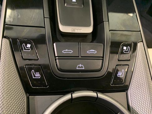 Used 2020 Porsche 911 Carrera 4S image 63