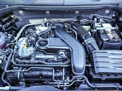 New 2026 Volkswagen Taos S image 18