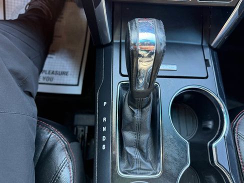 Used 2016 Ford Explorer Sport image 38