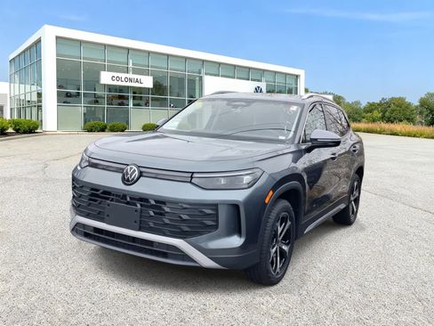 New 2026 Volkswagen Tiguan SE AWD/4WD image 1