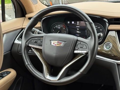 Certified 2022 Cadillac XT6 Sport w/ Platinum Package image 29