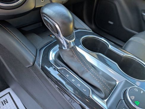 Used 2019 Chevrolet Blazer Premier w/ Sun and Wheels Package image 23