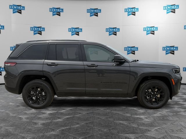 New 2026 Jeep Grand Cherokee Altitude AWD/4WD image 6