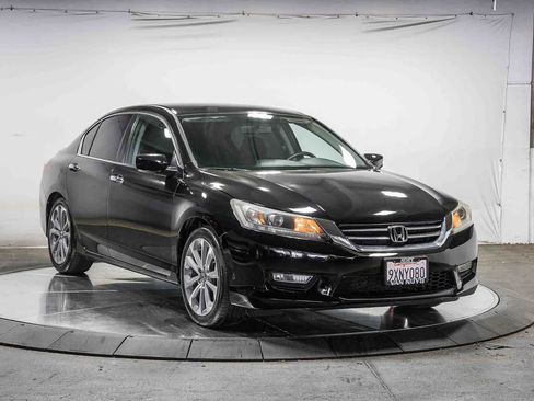 Used 2013 Honda Accord Sport image 5