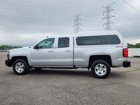 Used 2019 Chevrolet Silverado 1500 LT AWD/4WD image 15