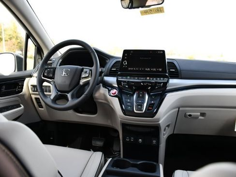 Used 2025 Honda Odyssey Touring image 22