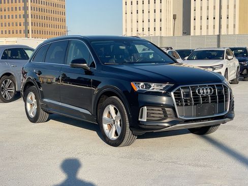 Certified 2023 Audi Q7 2.0T Premium Plus w/ Convenience Package AWD/4WD image 7
