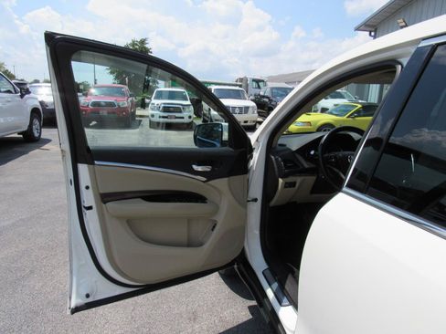 Used 2016 Acura MDX SH-AWD image 12