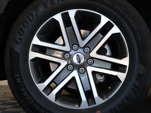 Used 2024 Ford F150 XL RWD image 10