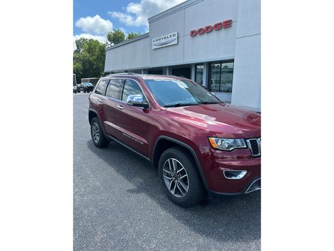 Used 2022 Jeep Grand Cherokee Limited AWD/4WD image 2