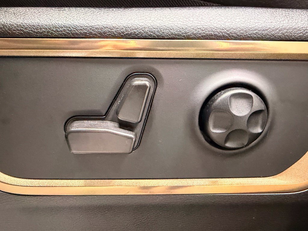 Used 2022 RAM 1500 Limited AWD/4WD image 31