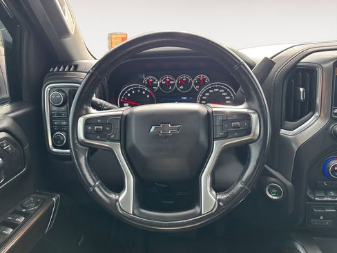 Used 2021 Chevrolet Silverado 1500 LT Trail Boss w/ Convenience Package II AWD/4WD image 15