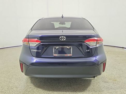 Used 2025 Toyota Corolla LE FWD image 6