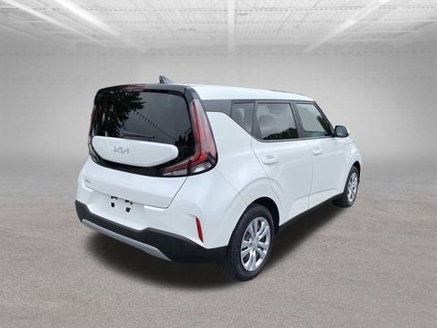 Used 2023 Kia Soul LX FWD image 21