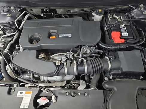 Used 2019 Honda Accord Sport image 13