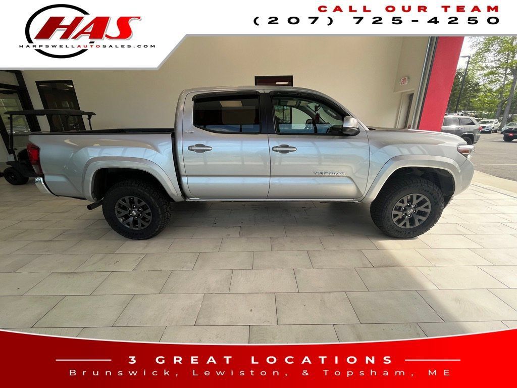Used 2023 Toyota Tacoma SR5 AWD/4WD image 7