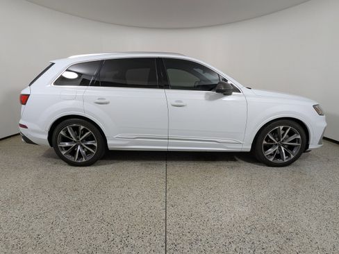 Certified 2023 Audi SQ7 Prestige AWD/4WD image 8