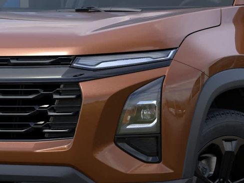 New 2027 Chevrolet Equinox LT w/ Convenience Package II AWD/4WD image 10