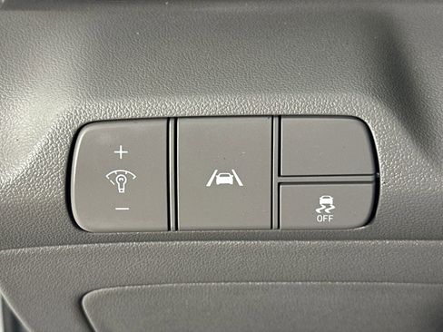 Used 2022 Hyundai Elantra SEL FWD image 22