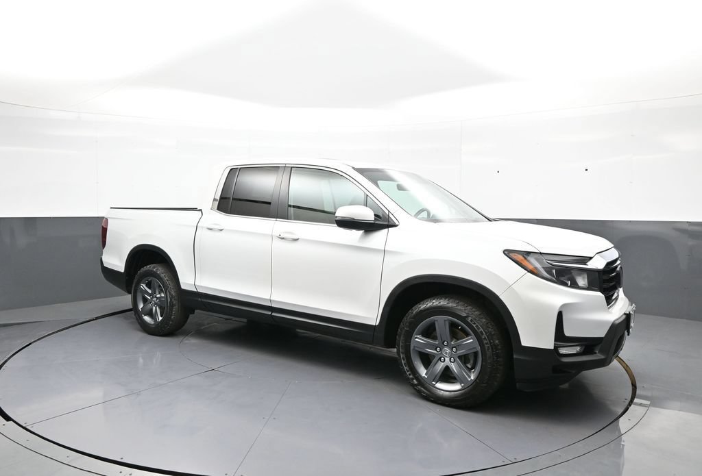 Certified 2023 Honda Ridgeline RTL image 4