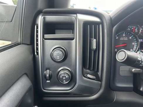 Certified 2018 Chevrolet Silverado 1500 LT w/ All Star Edition image 26