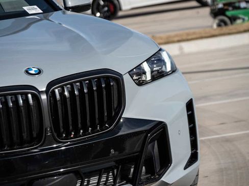 New 2026 BMW X5 xDrive40i image 6