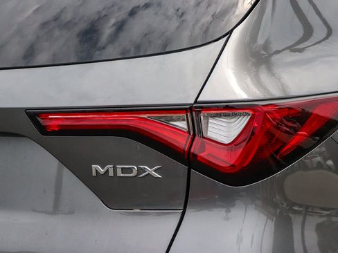 Used 2023 Acura MDX SH-AWD w/ Technology Package image 13