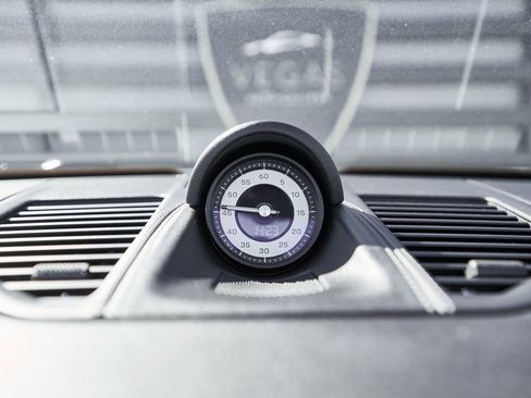 Used 2024 Porsche 911 Carrera GTS w/ Premium Package image 68