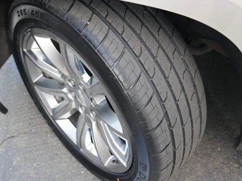 Used 2015 Chevrolet Tahoe LTZ image 4