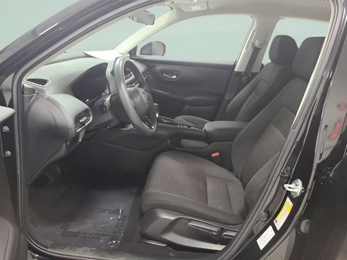 Used 2025 Honda HR-V LX image 16
