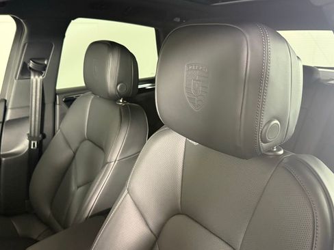 New 2026 Porsche Macan Turbo image 5