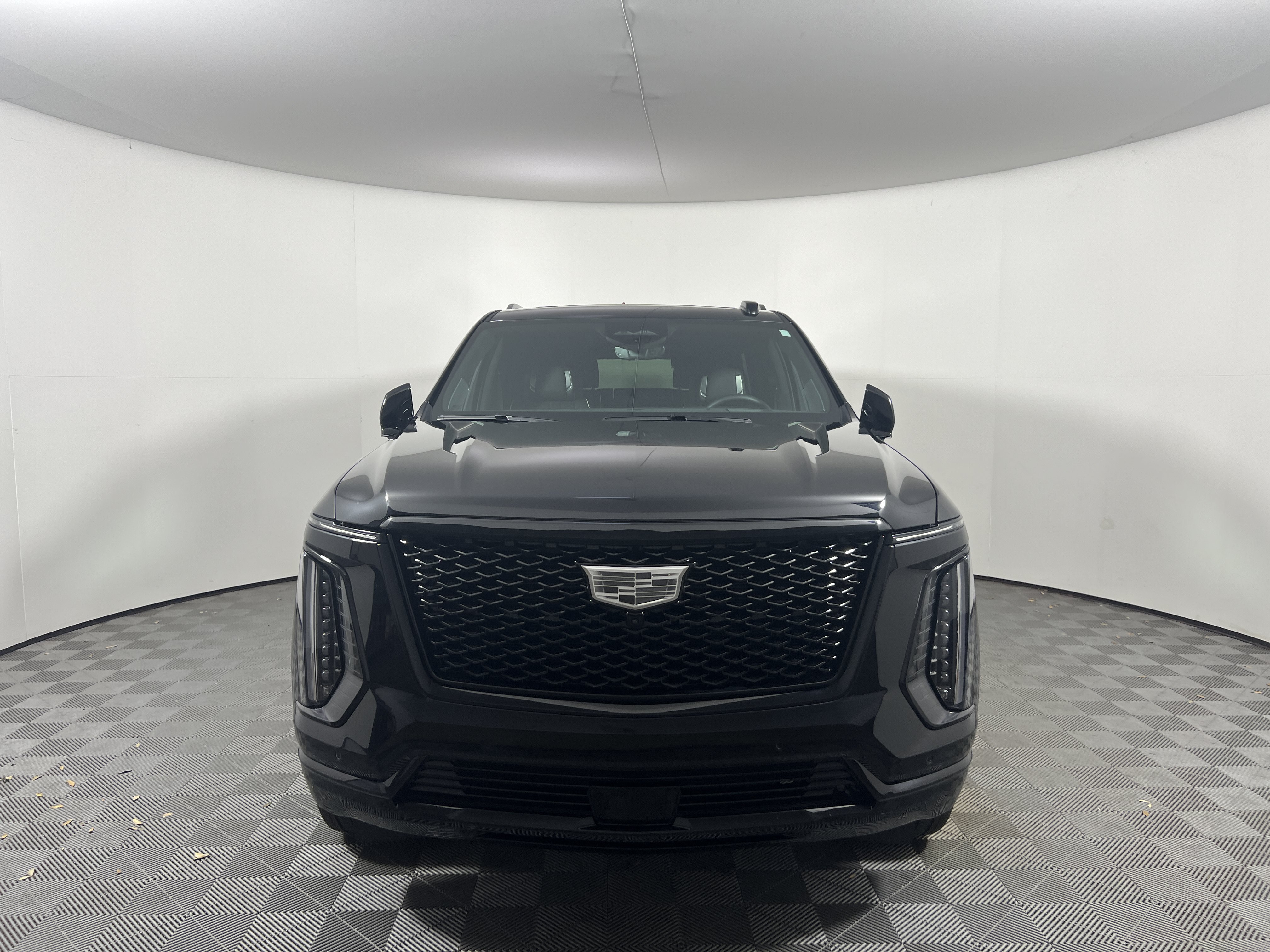 Used 2026 Cadillac Escalade Platinum Sport w/ LPO, ONYX Package AWD/4WD image 8