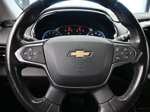 Used 2020 Chevrolet Traverse LT w/ LT Premium Package image 38