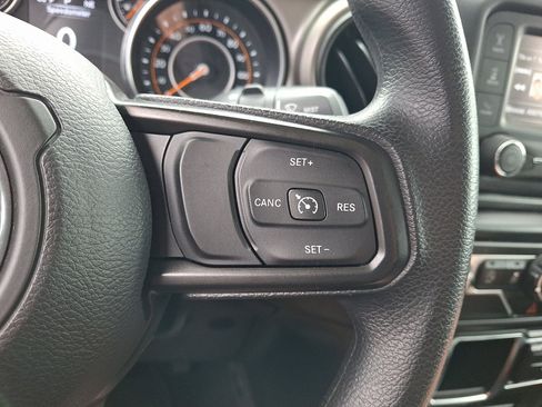 Used 2020 Jeep Wrangler Unlimited Sport AWD/4WD image 21