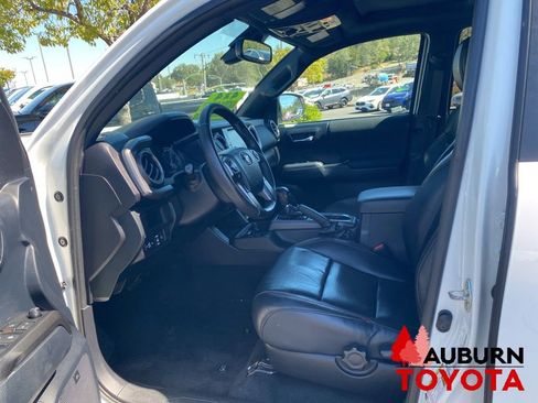 Used 2019 Toyota Tacoma TRD Pro AWD/4WD image 33
