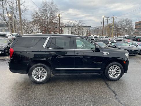 Used 2023 GMC Yukon SLT image 6