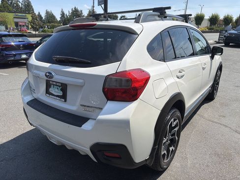 Used 2016 Subaru Crosstrek 2.0i Premium w/ Popular Package #1 AWD/4WD image 8