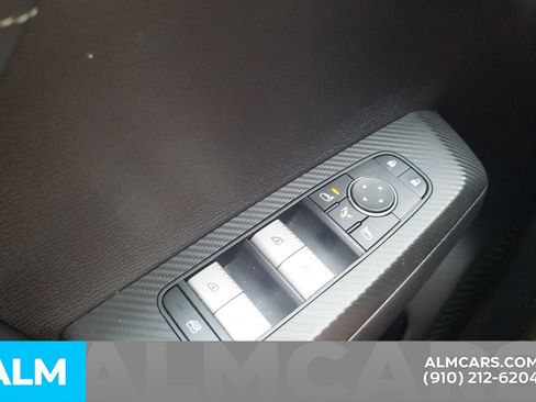 Used 2024 Mitsubishi Outlander SE AWD/4WD image 14