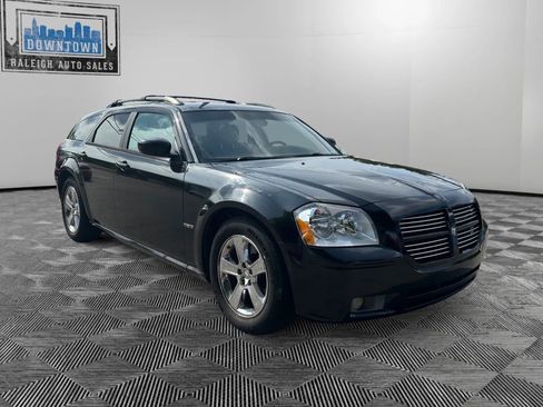 Used 2007 Dodge Magnum R/T w/ Convenience Group II RWD image 4