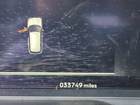 Used 2023 Mitsubishi Outlander 4WD Plug-In Hybrid image 17
