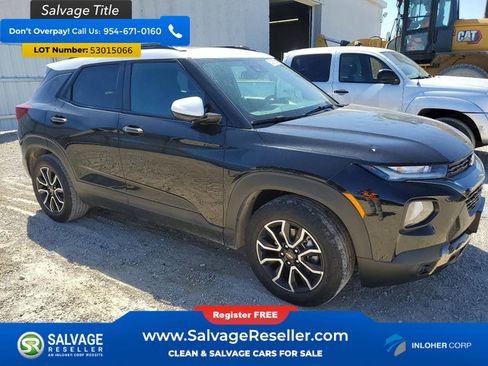 Used 2021 Chevrolet TrailBlazer ACTIV w/ Sun and Liftgate Package FWD image 5
